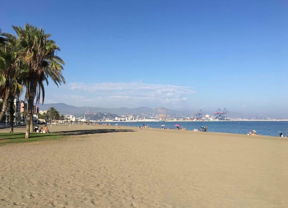 Ayala Beach Apartment Μάλαγα Εξωτερικό φωτογραφία